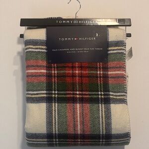 Tommy Hilfiger Faux Cashmere Bunny Faux Fur Comfy Soft Plaid Throw 50 in x 70 in